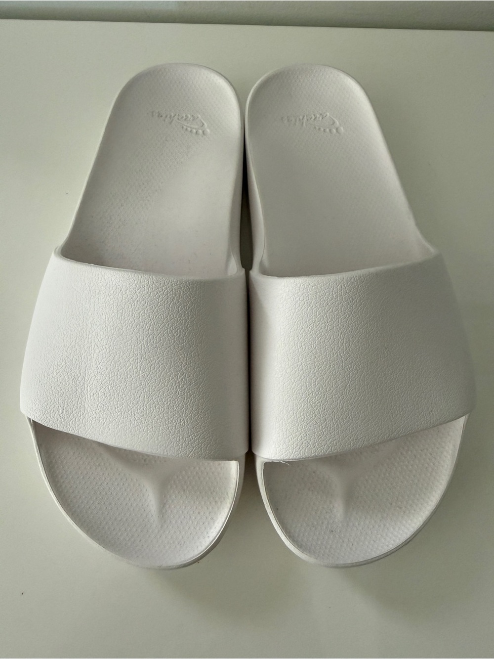 ARCHIES Arch Support Slides Sandals Women's Size 9 White